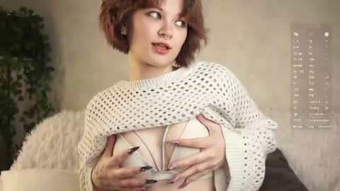 Snapshot of uteelser chatting on 07-17-26, 12:06 Daisy online show from 07-17-26, 12:06