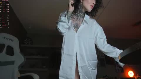 Eva online show from 06-26-26, 09:41