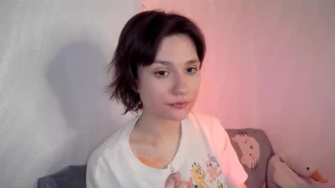 Snapshot of uwujudyosas chatting on 03-27-26, 11:21 Judy online show from 03-27-26, 11:21