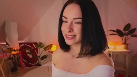 Anika On vacation online show from 02-03-25, 07:31