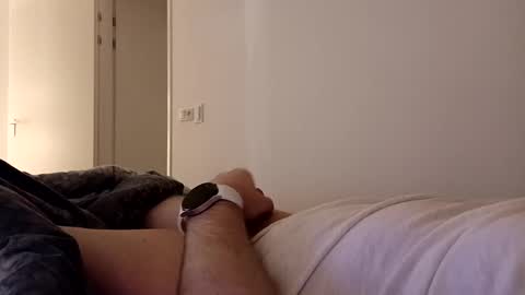 Snapshot of uwvvlvip chatting on 02-15-25, 10:42 uwvvlvip online show from 02-15-25, 10:42