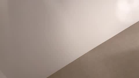 Snapshot of uwvvlvip chatting on 10-26-25, 01:00 uwvvlvip online show from 10-26-25, 01:00