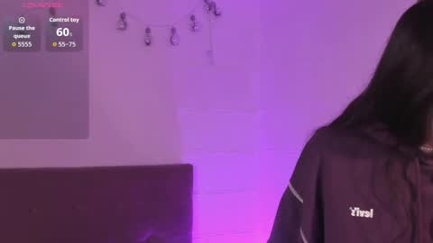 v1cky_ online show from 11-30-25, 01:09