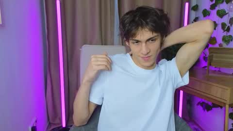 Valora online show from 11-13-25, 12:37