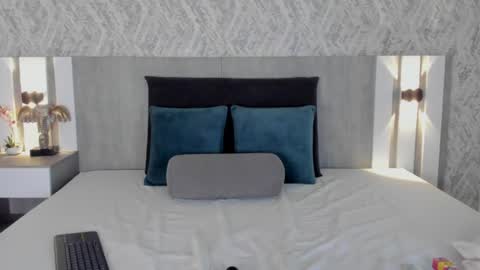 Vaalentina Lux online show from 06-12-26, 02:49
