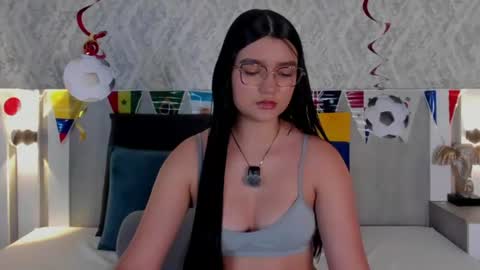 Vaalentina Lux online show from 06-23-26, 02:26