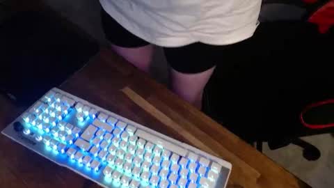 vacation__ online show from 11-11-25, 03:45