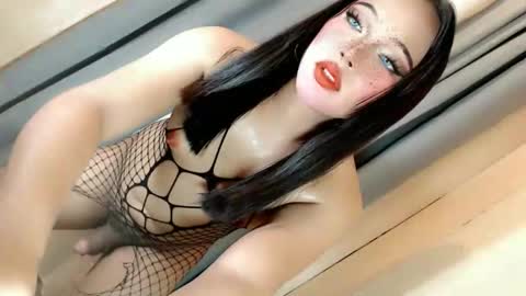 JESS - DONT FORGET TO FOLLOW ME AND GIVE ME THUMBS UP online show from 09-10-25, 02:11