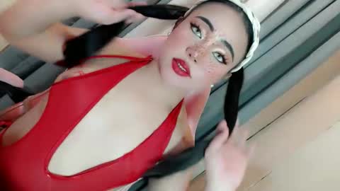 JESS - DONT FORGET TO FOLLOW ME AND GIVE ME THUMBS UP online show from 12-21-25, 04:03