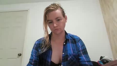 Snapshot of vagimosa chatting on 09-19-25, 11:27 vagimosa online show from 09-19-25, 11:27