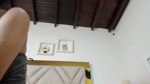 vahioleth  online show from 02-11-25, 07:16