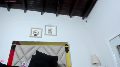 vahioleth  online show from 02-19-25, 07:38