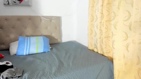 Vahiolet smith online show from 09-30-25, 03:00