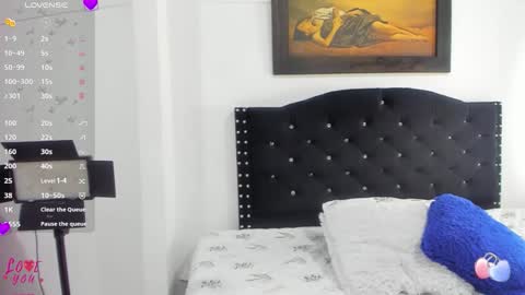 Vahiolet smith online show from 12-19-25, 03:35