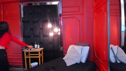 Vaiolet Harris online show from 04-17-26, 11:46
