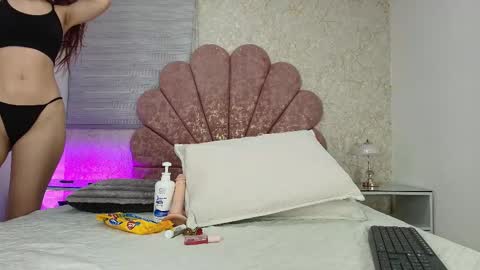 Vaiolet colls online show from 02-05-26, 11:59