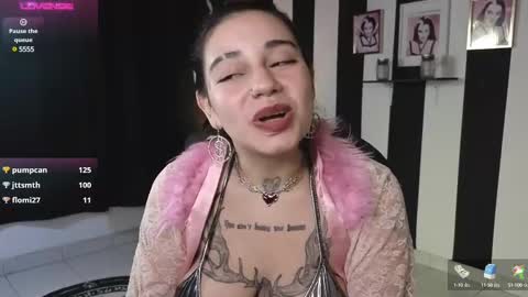 first of all... who are u online show from 02-14-25, 09:24