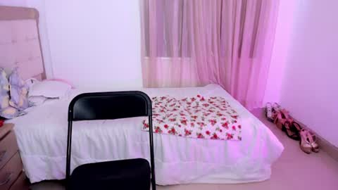 HI IM NEW online show from 06-20-26, 03:04