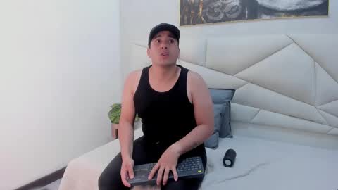 Samantha y Matt online show from 10-16-25, 08:26