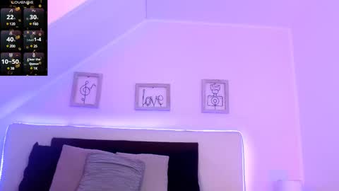 Snapshot of valeery_gomez chatting on 02-11-25, 07:48 Tifanny online show from 02-11-25, 07:48