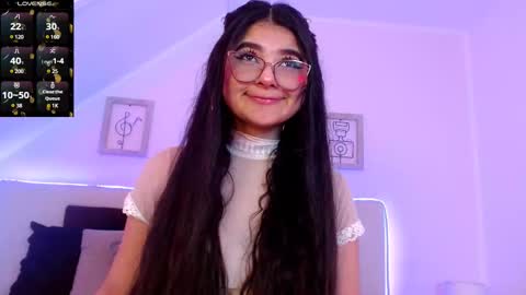 Snapshot of valeery_gomez chatting on 02-12-25, 07:56 Tifanny online show from 02-12-25, 07:56