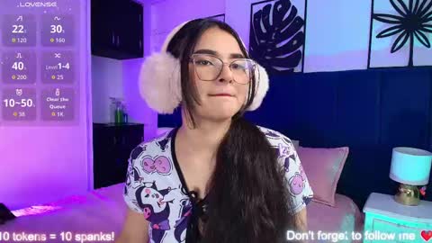 Snapshot of valeery_gomez chatting on 09-30-25, 07:52 Tifanny online show from 09-30-25, 07:52