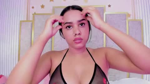 Snapshot of valen_petty chatting on 05-22-26, 07:08 Valen online show from 05-22-26, 07:08