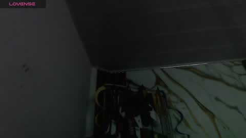 valen_ross7 online show from 06-15-26, 06:21