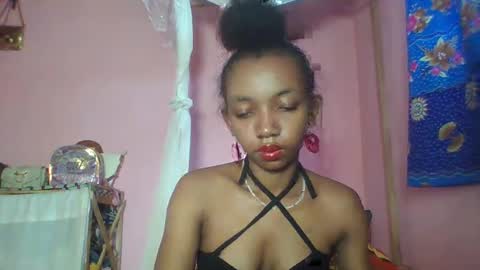 valencia302364 online show from 02-27-25, 10:48