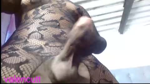 valencutt online show from 11-21-25, 06:39