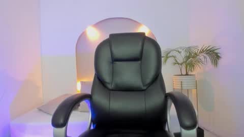 Valentina online show from 11-08-25, 04:45