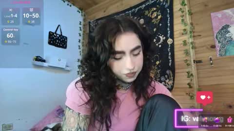 valentina online show from 09-18-25, 02:57