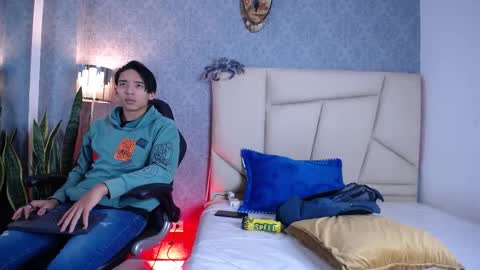 Valenor online show from 10-14-25, 04:46