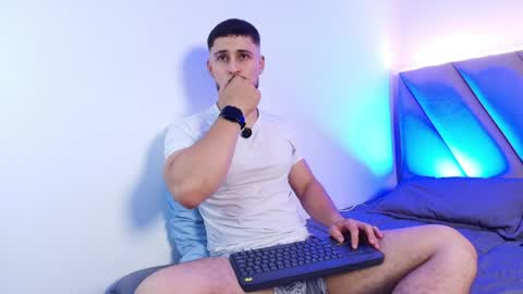 valenssio_moretti online show from 05-27-26, 01:13