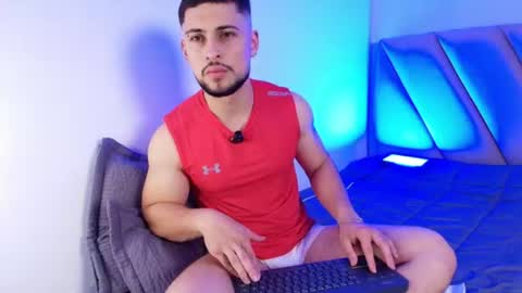 valenssio_moretti online show from 06-10-26, 12:44