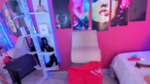 Valen  online show from 12-12-24, 10:20