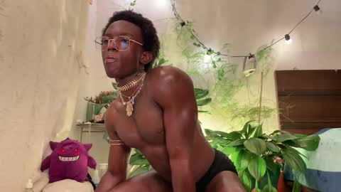   Valentin  independent Cam Boy     online show from 01-09-26, 07:00