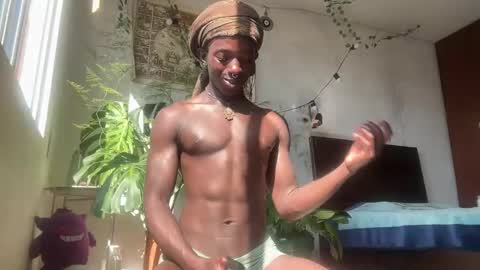 Snapshot of valent1nn chatting on 02-27-26, 01:55 Valentin independent Cam Boy online show from 02-27-26, 01:55