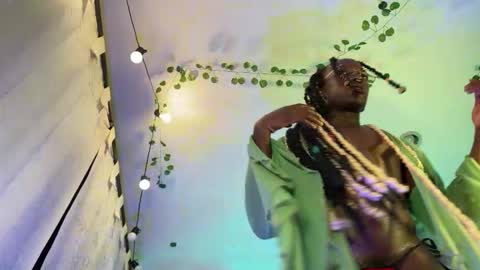 Snapshot of valent1nn chatting on 03-18-26, 05:54 Valentin independent Cam Boy online show from 03-18-26, 05:54