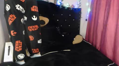 valenthina_96 online show from 01-06-26, 10:45