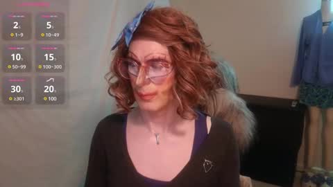 Snapshot of valentia_vickers chatting on 01-08-25, 01:32 Valentia online show from 01-08-25, 01:32