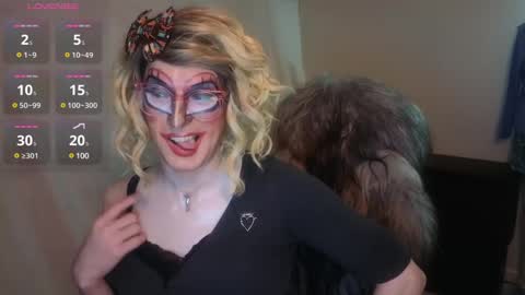 Snapshot of valentia_vickers chatting on 01-10-25, 03:39 Valentia online show from 01-10-25, 03:39