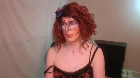 Snapshot of valentia_vickers chatting on 02-15-25, 11:58 Valentia online show from 02-15-25, 11:58
