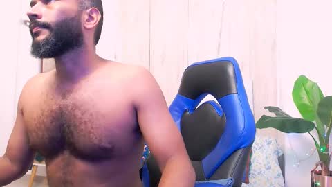 Valentine online show from 12-13-24, 06:49