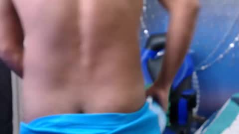 Valentine online show from 12-18-24, 05:00