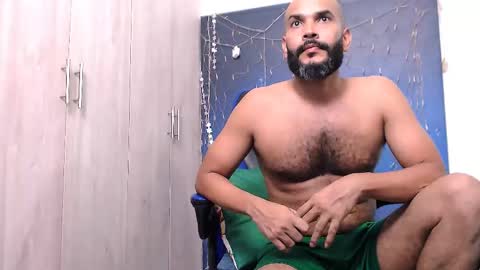 Valentine online show from 12-26-24, 06:43