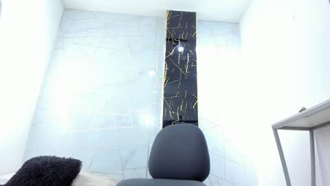 VALENTIN  online show from 04-05-26, 04:09