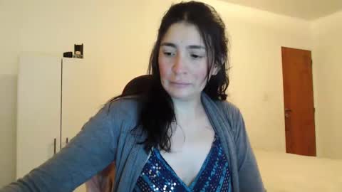 Valentina online show from 12-15-24, 10:39