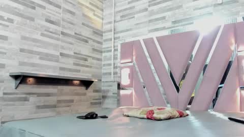 Snapshot of valentina_eboni chatting on 02-28-26, 06:53 Sharon online show from 02-28-26, 06:53