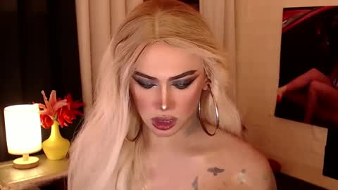 Amanda online show from 12-24-24, 09:22